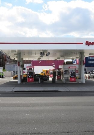 3902 Queens Blvd, Long Island City, NY for sale Primary Photo- Image 1 of 1