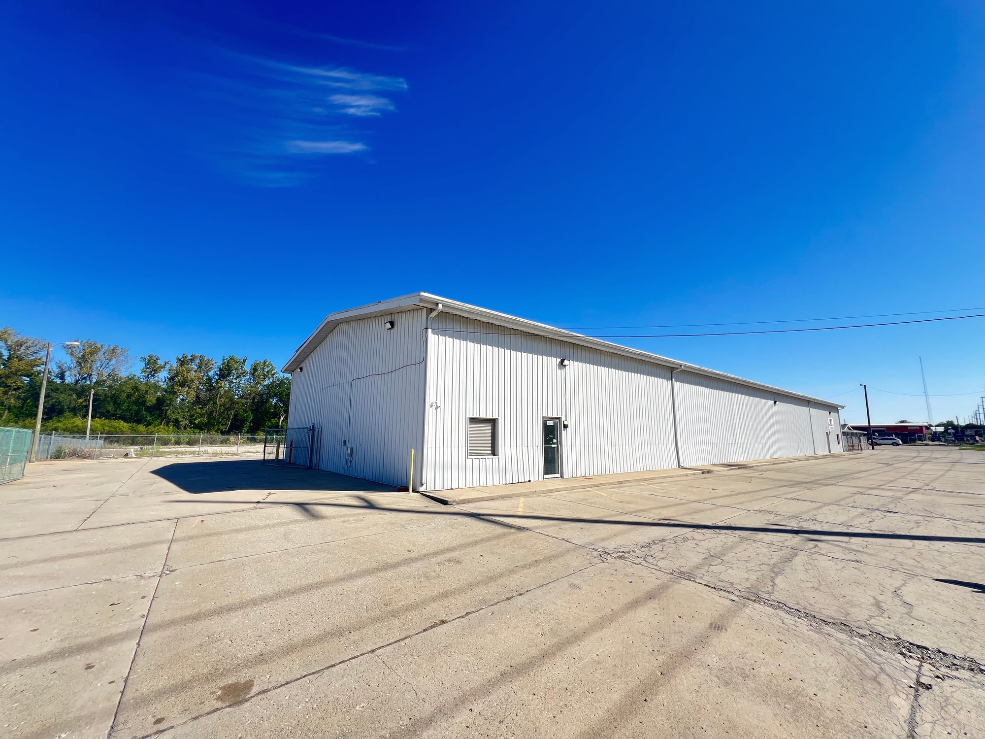 5620 Massachusettes Ave, Indianapolis, IN for lease Building Photo- Image 1 of 7
