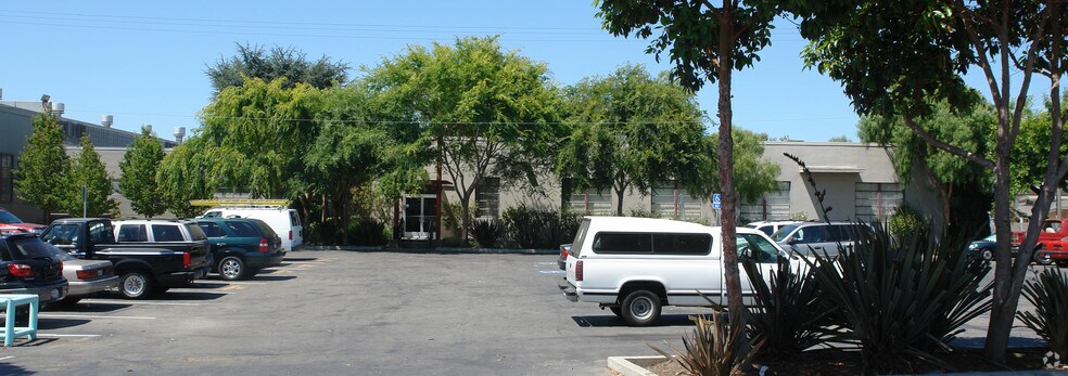 2125 Williams St, San Leandro, CA for lease - Building Photo - Image 1 of 2