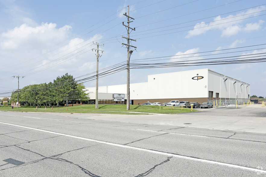 1750 Stephenson Hwy, Troy, MI for sale - Primary Photo - Image 1 of 1