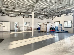 Flex in Vitrolles for lease Interior Photo- Image 2 of 4