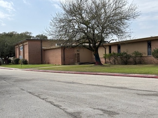 More details for 600 Charles St, Humble, TX - Specialty for Sale