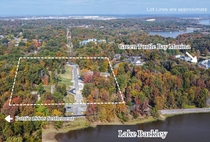 Little Lake Village Subdivision portfolio of 4 properties for sale on LoopNet.com - Building Photo - Image 2 of 27