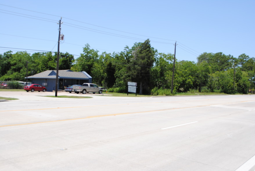 13001 FM 1764 Rd, Santa Fe, TX for sale - Building Photo - Image 3 of 16