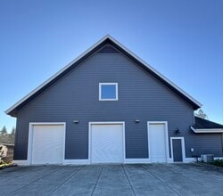 1003 Gravenstein Hwy, Sebastopol, CA for lease Building Photo- Image 2 of 4