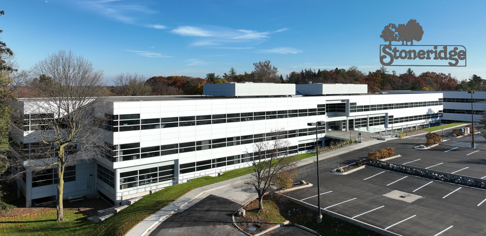 40950 Woodward Ave, Bloomfield Hills, MI for lease - Building Photo - Image 1 of 7