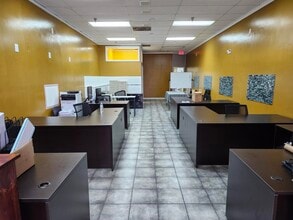 13015 Abercorn St, Savannah, GA for lease Interior Photo- Image 1 of 7