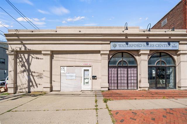 47-51 Kennedy Blvd, Bayonne, NJ for sale Building Photo- Image 1 of 1