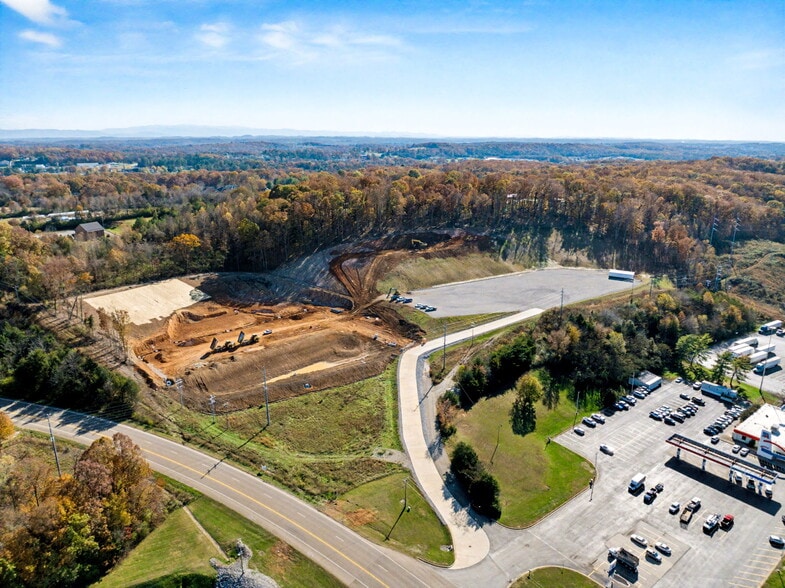 723 N Watt Rd, Knoxville, TN for lease - Building Photo - Image 1 of 4