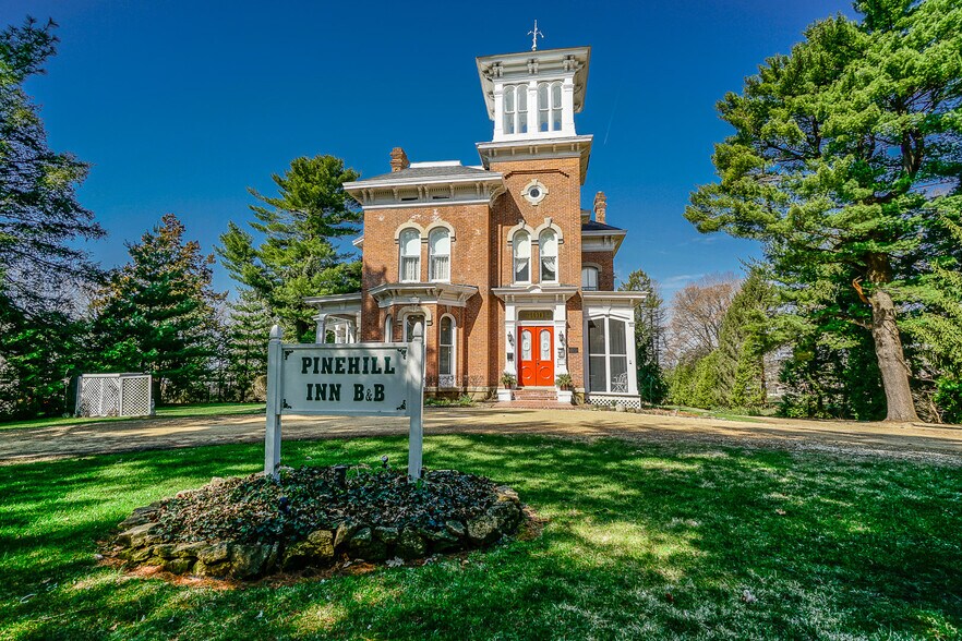 400 Mix St, Oregon, IL for sale - Building Photo - Image 1 of 1