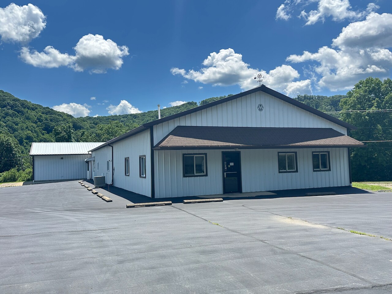 829 Grant St, Franklin, PA for sale Primary Photo- Image 1 of 1