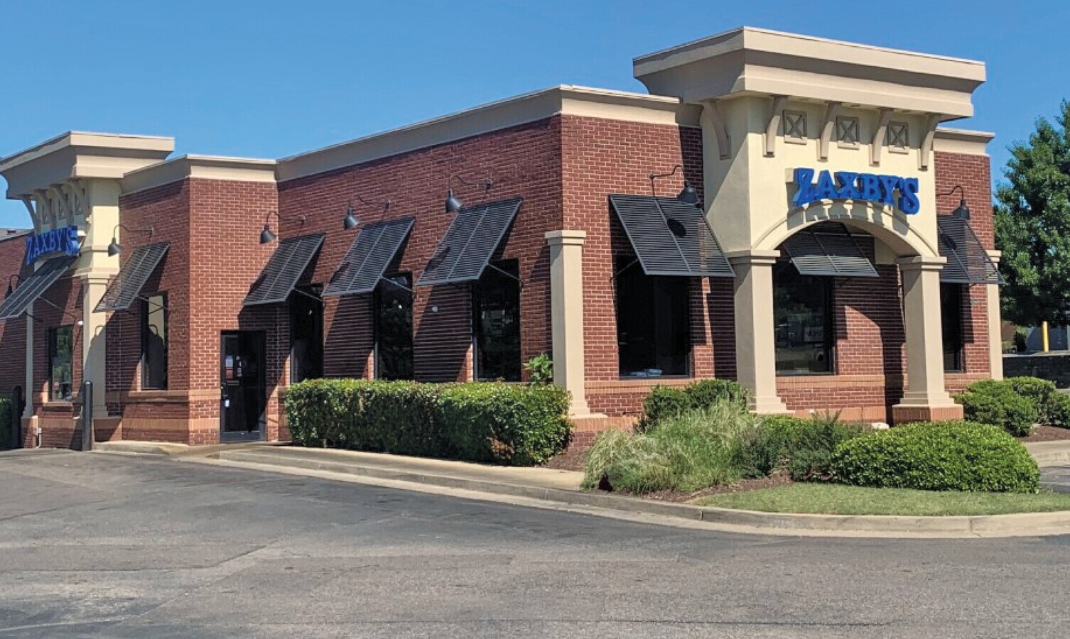 3821 Hacks Cross Rd, Memphis, TN 38125