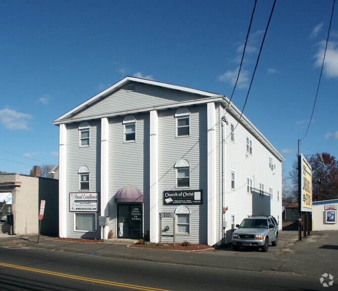 725-727 Campbell Ave, West Haven, CT for sale - Primary Photo - Image 1 of 1