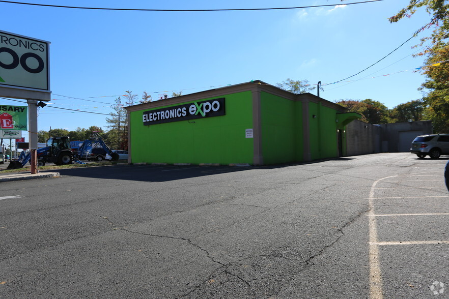 2260 Route 22 E, Union, NJ for lease - Building Photo - Image 2 of 3