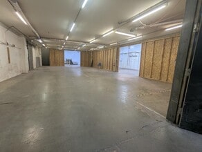 3901 SE Naef Rd, Portland, OR for lease Interior Photo- Image 2 of 24