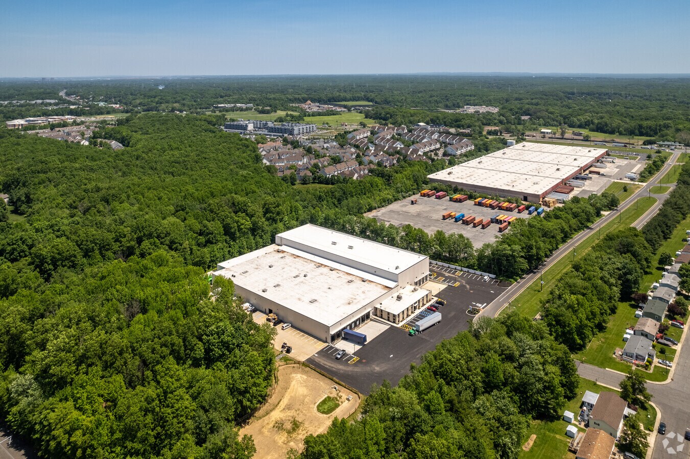 501 Finnegan Ln, North Brunswick, NJ 08902