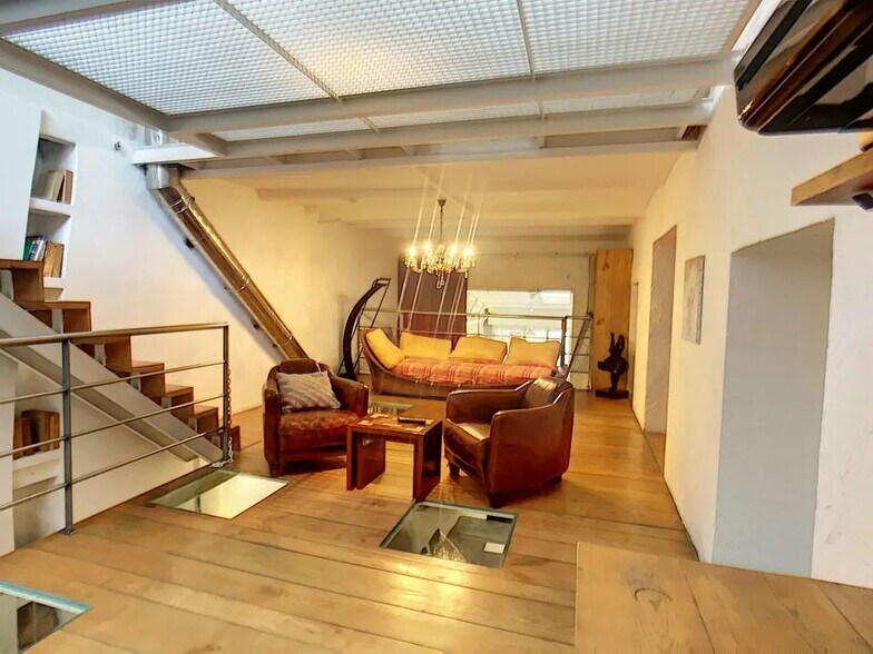 Office in Cannes for sale - Interior Photo - Image 3 of 4