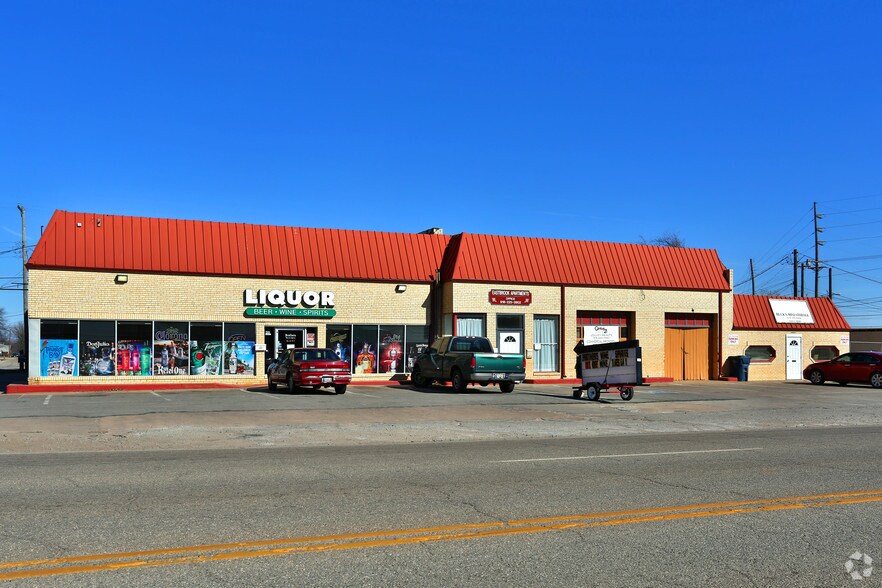 400-410 E Main St, Cushing, OK for sale - Primary Photo - Image 1 of 1