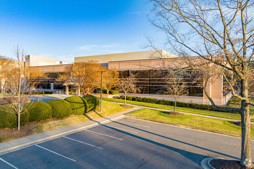 10700 Wheat First Dr, Glen Allen, VA for sale - Primary Photo - Image 1 of 1