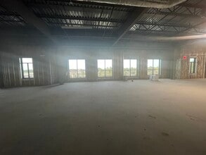 2826 Ross Clark Cir, Dothan, AL for lease Interior Photo- Image 2 of 3