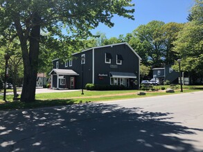 56 Westchester Ave, Pound Ridge, NY for lease Building Photo- Image 2 of 10