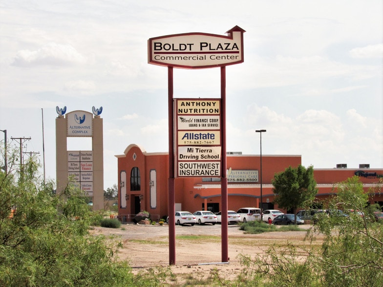 1275 Anthony Dr, Anthony, NM for lease - Building Photo - Image 1 of 32