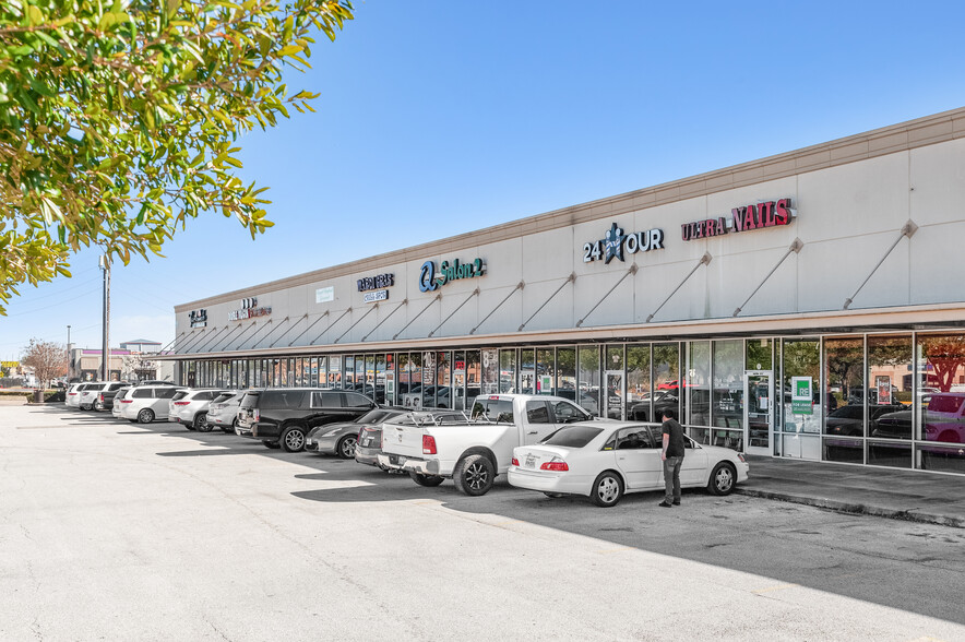 6960 Barker Cypress Rd, Houston, TX for lease - Building Photo - Image 1 of 5