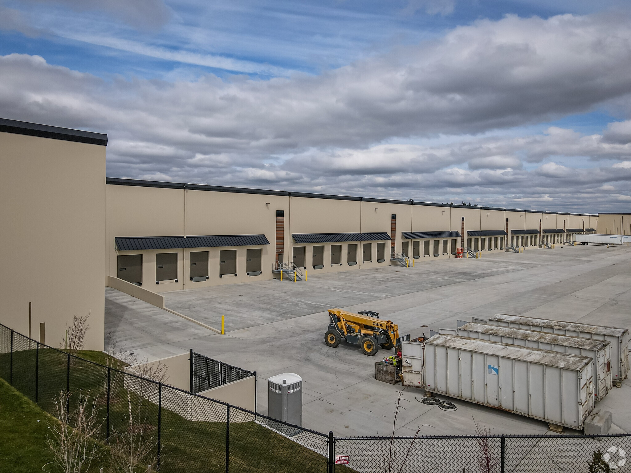 3323 200th St E, Spanaway, WA for sale Primary Photo- Image 1 of 1