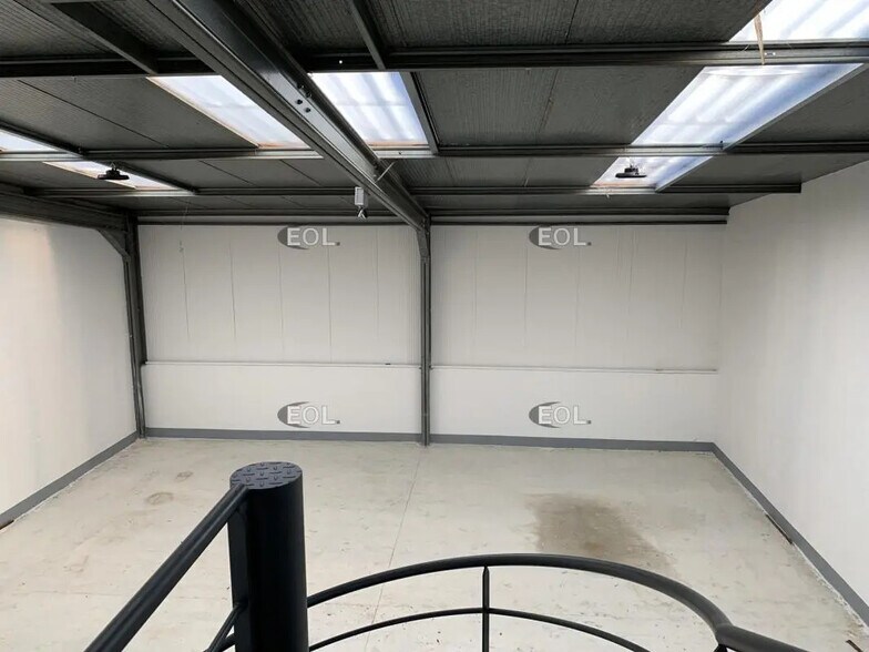 Office in Évry-Courcouronnes for lease - Interior Photo - Image 3 of 6