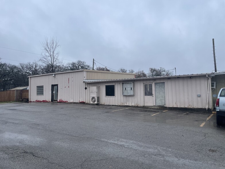 5220 E FM 1187, Burleson, TX for lease - Building Photo - Image 1 of 4