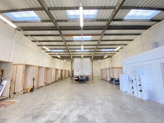 More details for 9 Avenue Du Maréchal De Lattre De Tassigny, Meyzieu - Flex for Sale