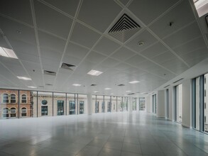 Wellington St, Leeds for lease Interior Photo- Image 2 of 2