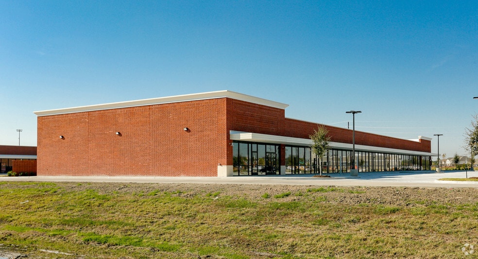 11710 Broadway St, Pearland, TX for lease - Building Photo - Image 2 of 40