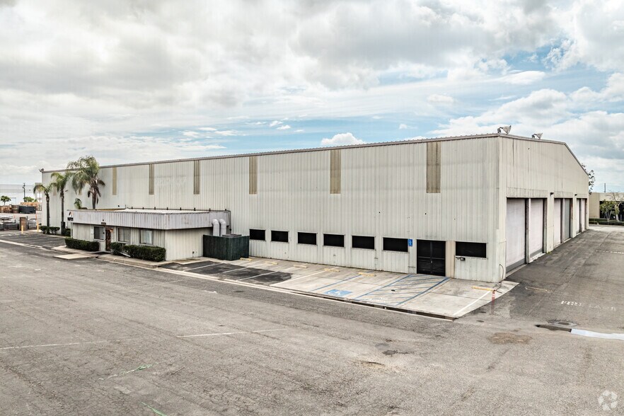 10721 Jersey Blvd, Rancho Cucamonga, CA for sale - Building Photo - Image 1 of 1