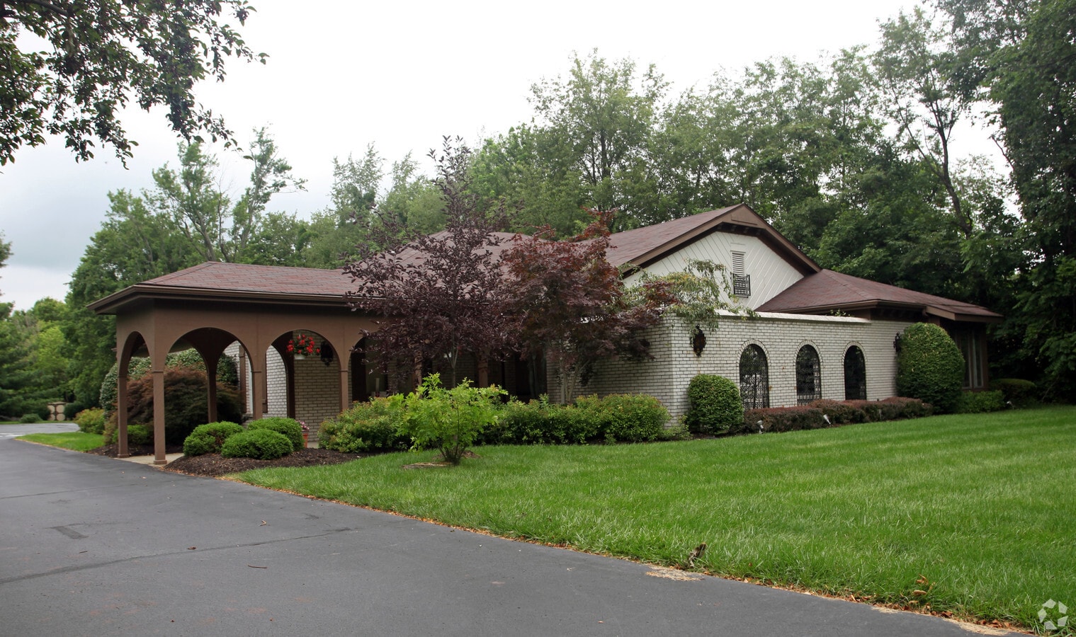 4120 W Franklin St, Bellbrook, OH 45305