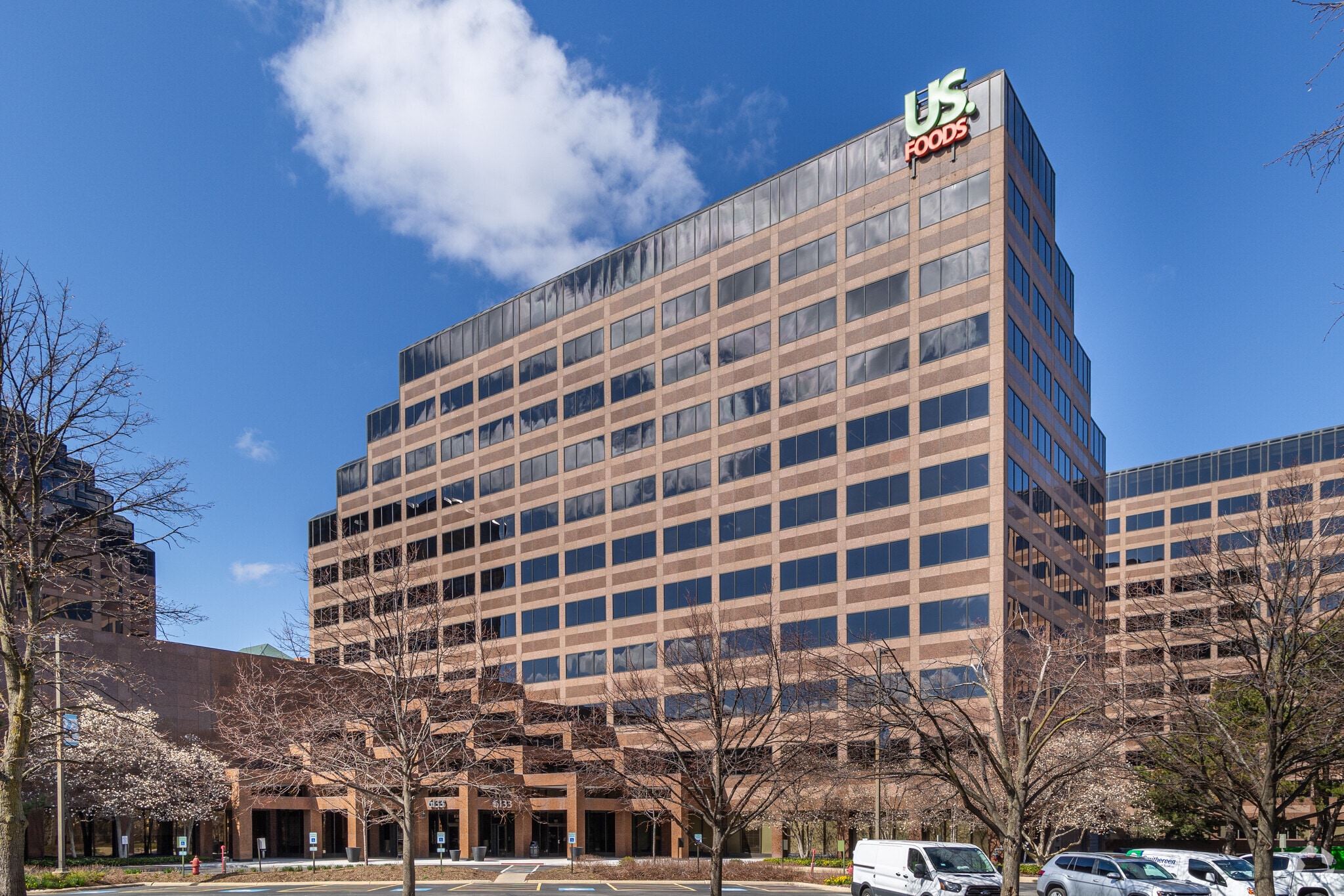 6133 N River Rd, Rosemont, IL for lease Primary Photo- Image 1 of 7