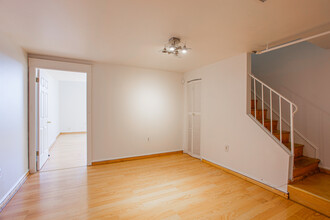 517-529 S 4th St, Philadelphia, PA for lease Interior Photo- Image 1 of 9