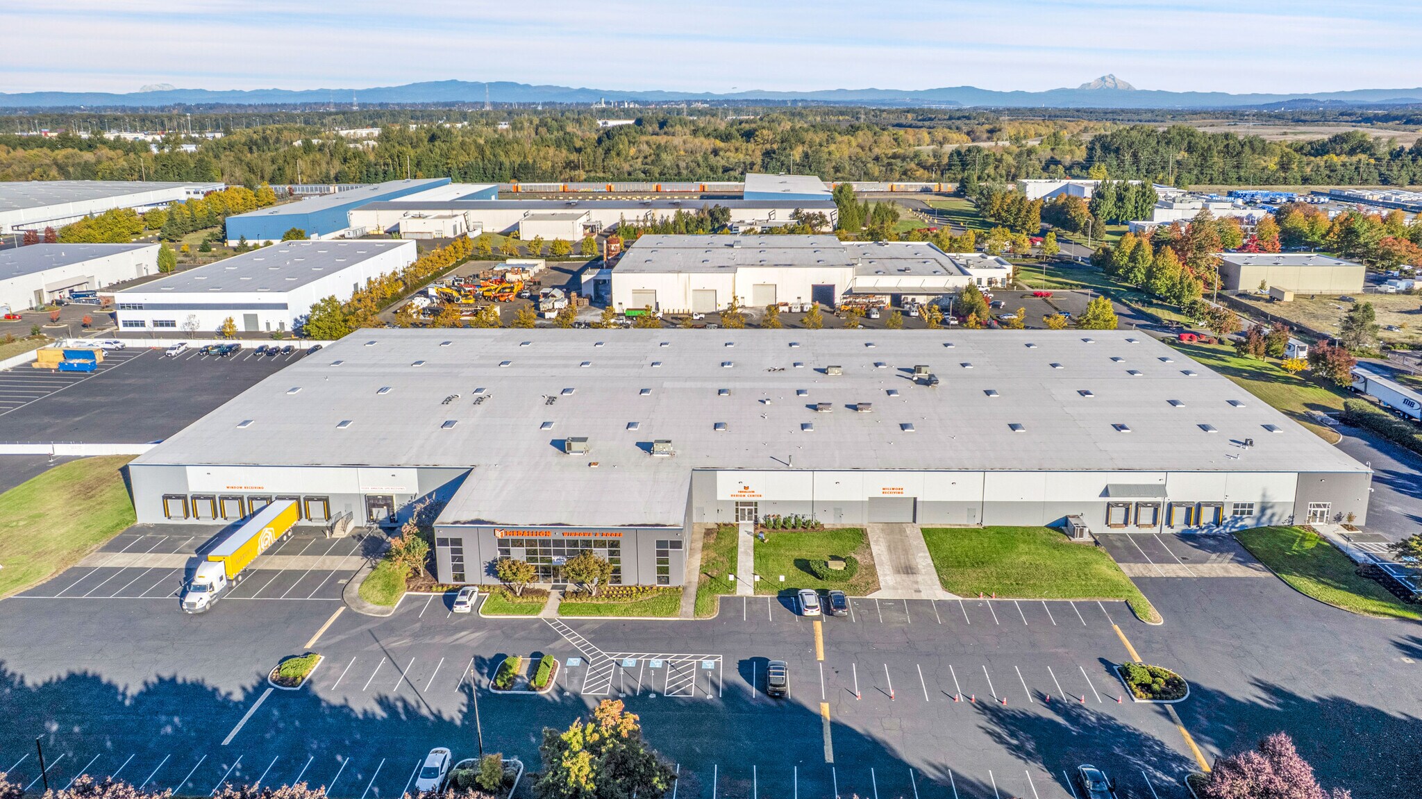 13636 N Columbia Blvd, Portland, OR for lease Building Photo- Image 1 of 31