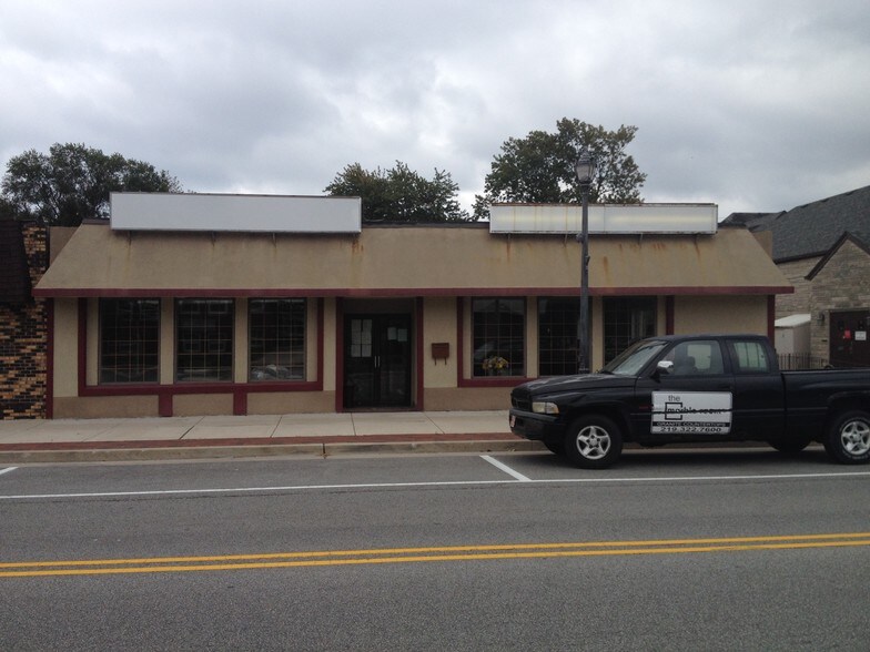 211-213 N Broad St, Griffith, IN for sale - Building Photo - Image 1 of 1