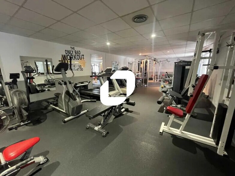 Office in Le Barp for sale - Building Photo - Image 1 of 7