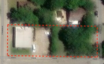 300 N Washington St, Kaufman, TX - AERIAL  map view