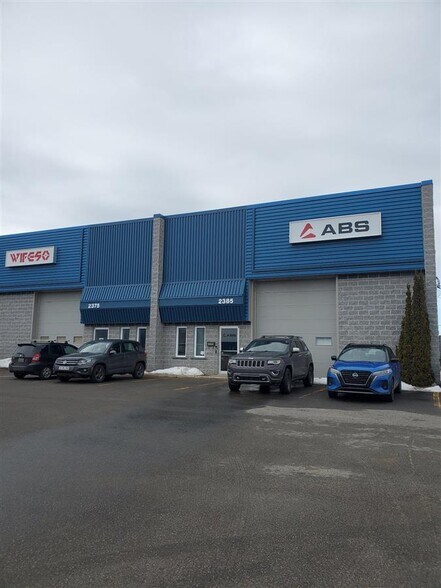 2385 Rue Charbonneau, Trois-Rivières, QC for sale - Primary Photo - Image 1 of 1