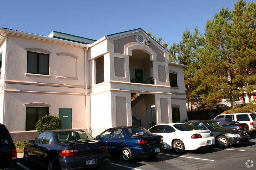 565 Old Norcross Rd, Lawrenceville, GA for lease - Building Photo - Image 3 of 11