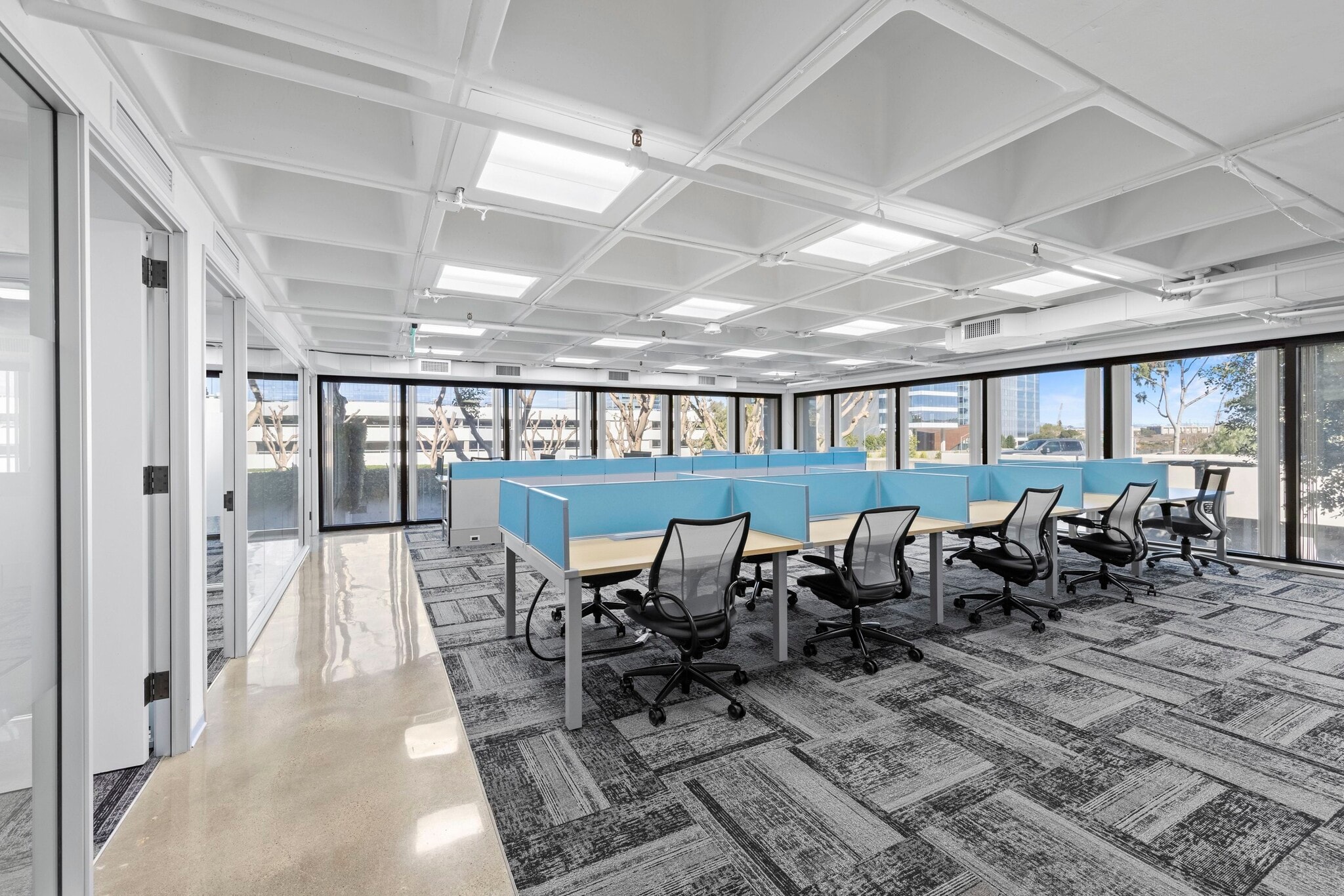 9191 Towne Centre Dr, San Diego, CA for lease Interior Photo- Image 1 of 12