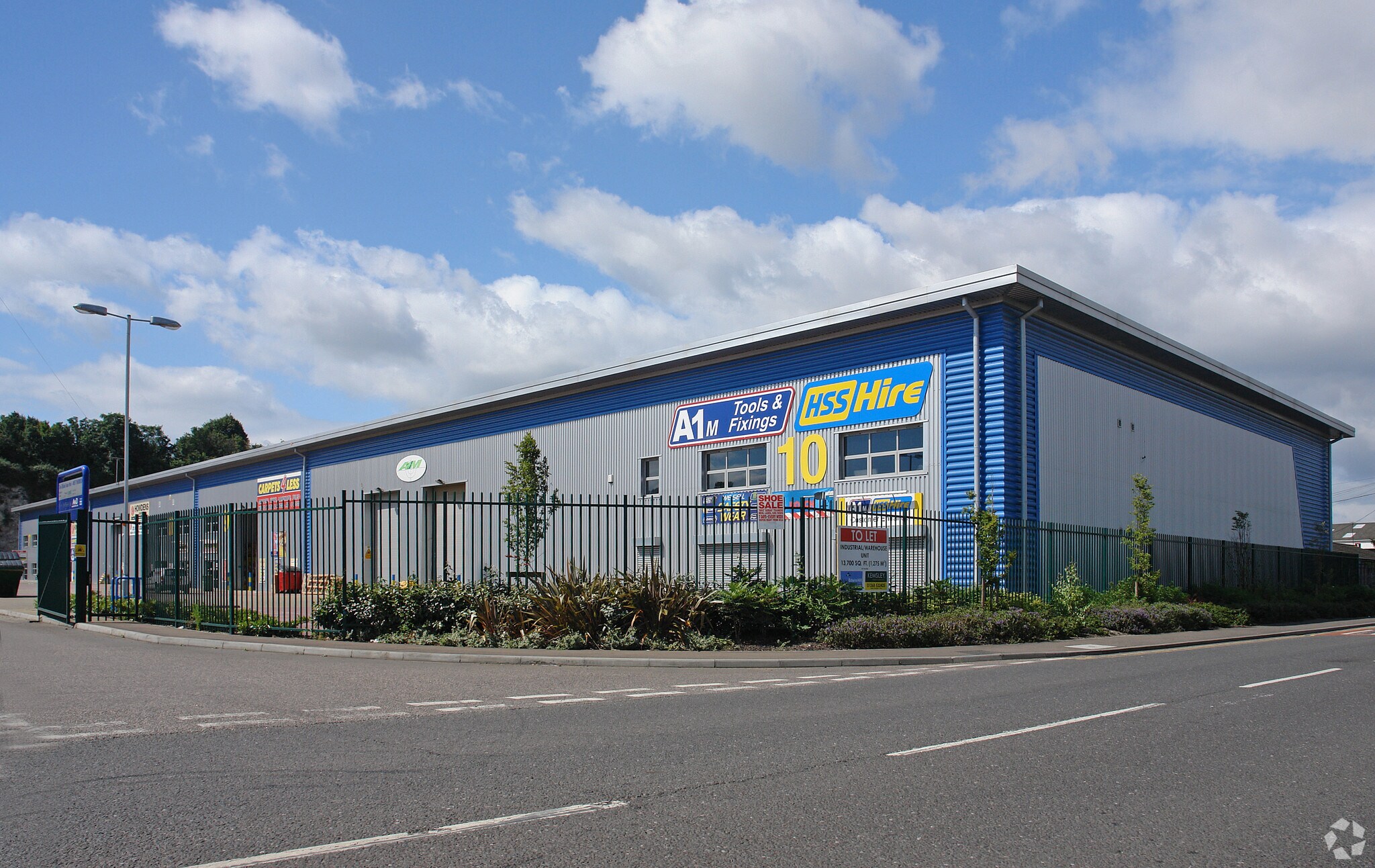 Motherwell Way, Grays for lease Primary Photo- Image 1 of 10