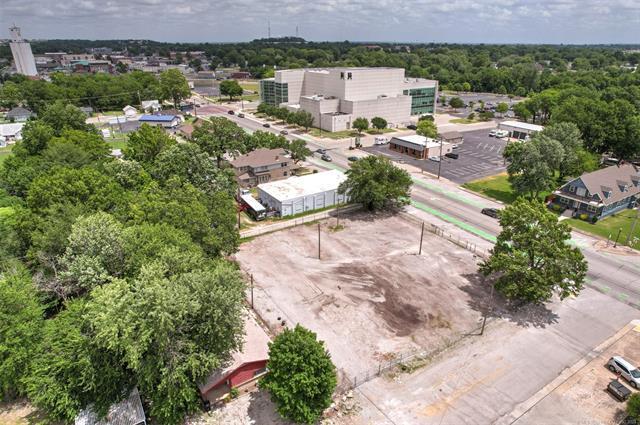 824 S Main St, Broken Arrow, OK for sale - Building Photo - Image 3 of 12