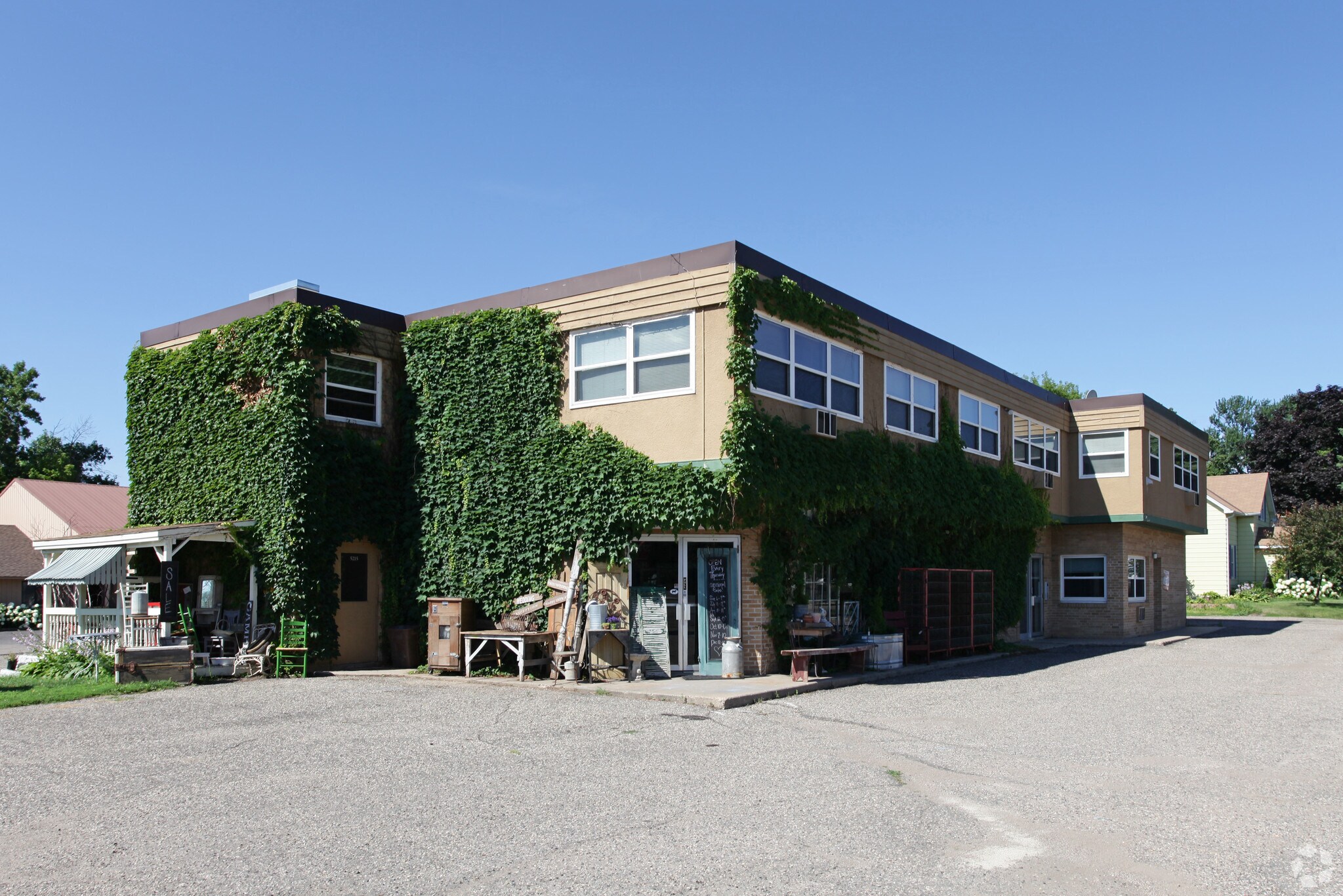 5215 E Main St, Maple Plain, MN 55359