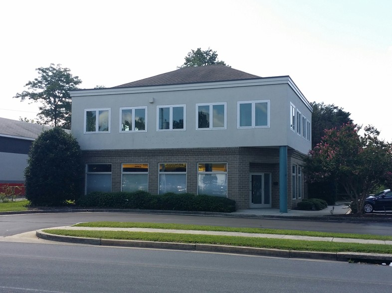 401 Eastern Shore Dr, Salisbury, MD for lease - Primary Photo - Image 1 of 5