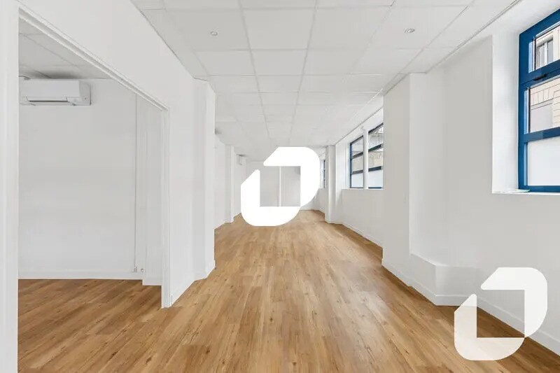 Office in Paris for lease Building Photo- Image 1 of 15