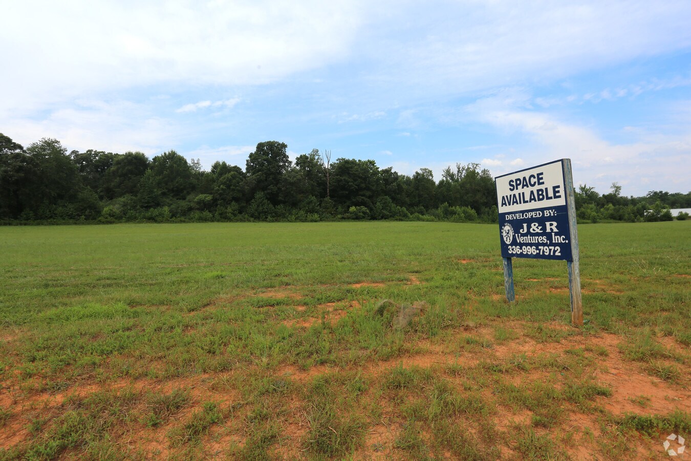 Union Cross Rd, WinstonSalem, NC 27107